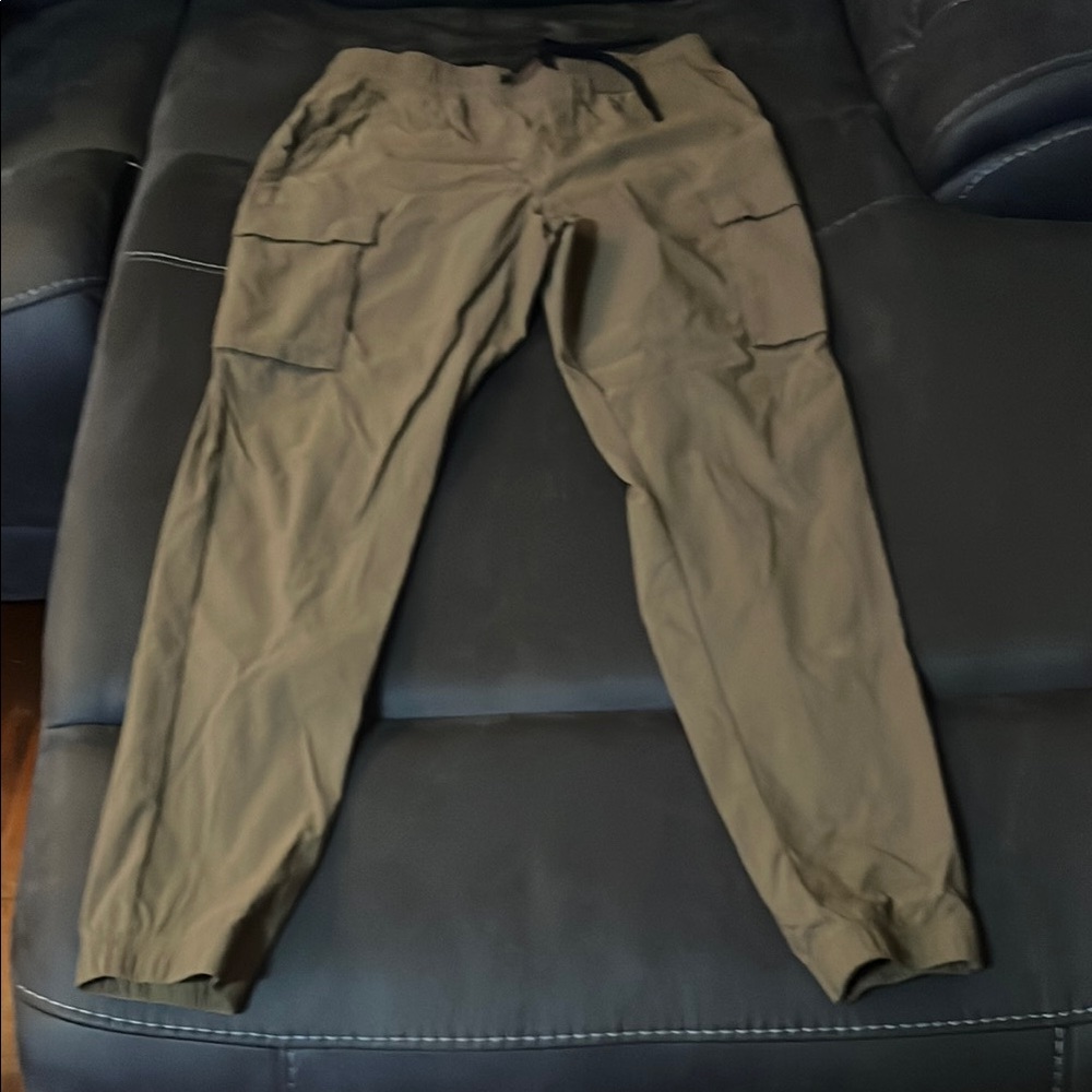 Men's Tan Cargo Pants